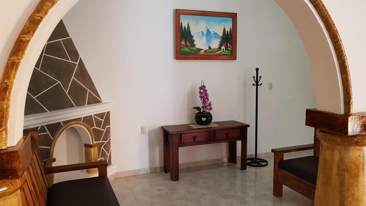 Hotel El Jardín Del Edén à Tequisquiapan Extérieur photo